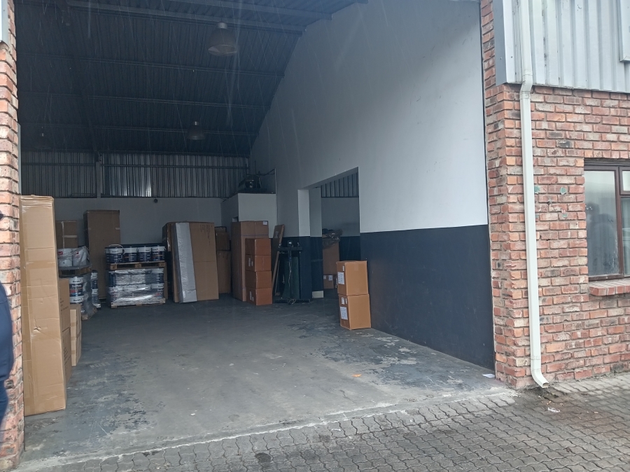 To Let Commercial Property for Rent in Tamsui Industria Western Cape